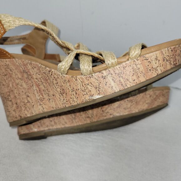 Seychelles Sandals Womens Size 8.5 Beige Leather Skin Block Heel Back Strap - Picture 10 of 13